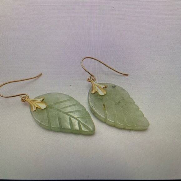 14K Gold Chrysoprase Leaf Earrings - Picture 4 of 6
